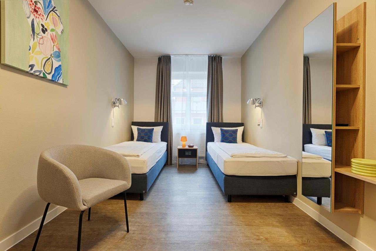 Hotel Zur Stadt Mainz In Wuerzburger Innenstadt Экстерьер фото
